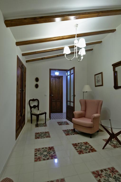 Casa Rural "Ca Tona" Чулиля Екстериор снимка